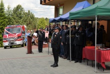 Uroczyste przekazanie i poświęcenie samochodu strażackiego w OSP Sieraków  