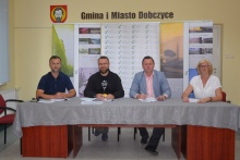 Budowa oświetlenia ulicznego w Skrzynce i Kornatce