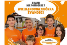 sześć osób, w tle półki z żywnością