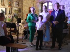 wyróżnienia dla współorganizatorów wręcza prezes Izby Gospodarczej Dorzecza Raby Katarzyna Matoga oraz burmistrza gminy i miasta Dobczyce Tomasz Suś